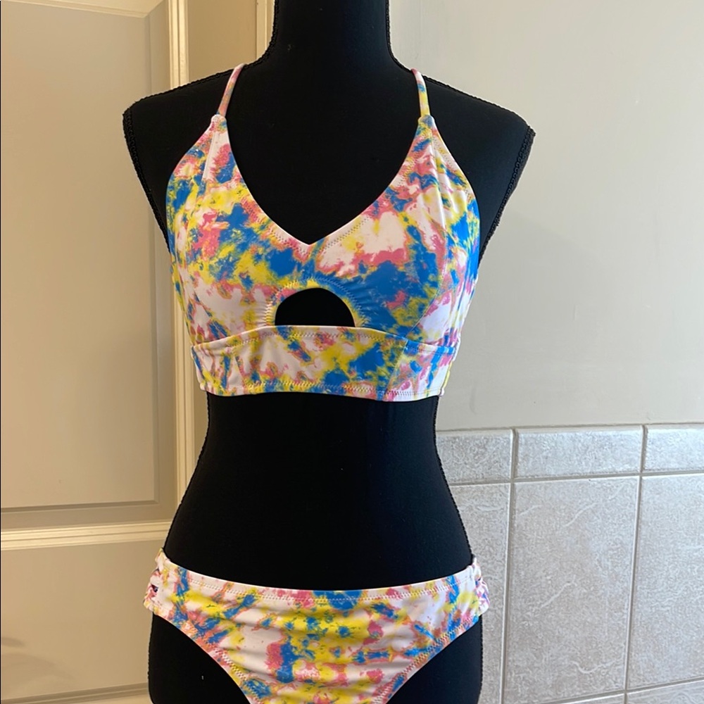Jessica Simpson M/L Colorful Tie-Dye Women's Swimwear Set